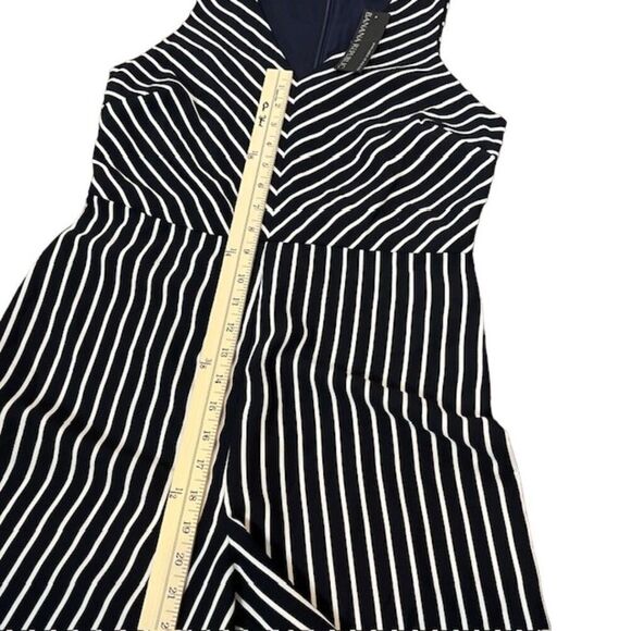 NWT Banana Republic Wide Leg Romper v-neck Sleeveless Navy White Stripe Size 4 - Picture 5 of 16